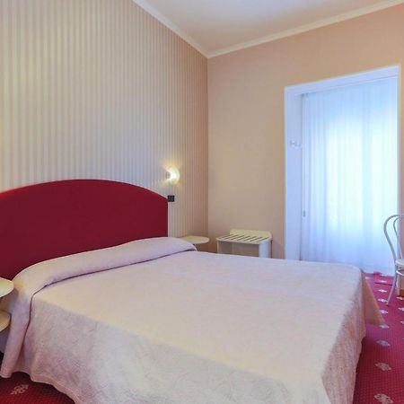Hotel Souvenir Bellaria-Igea Marina Zewnętrze zdjęcie
