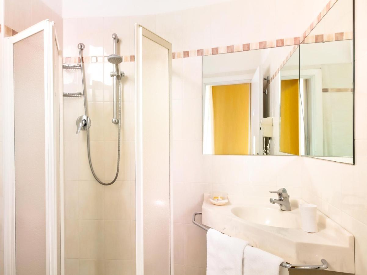 Hotel Souvenir Bellaria-Igea Marina Zewnętrze zdjęcie